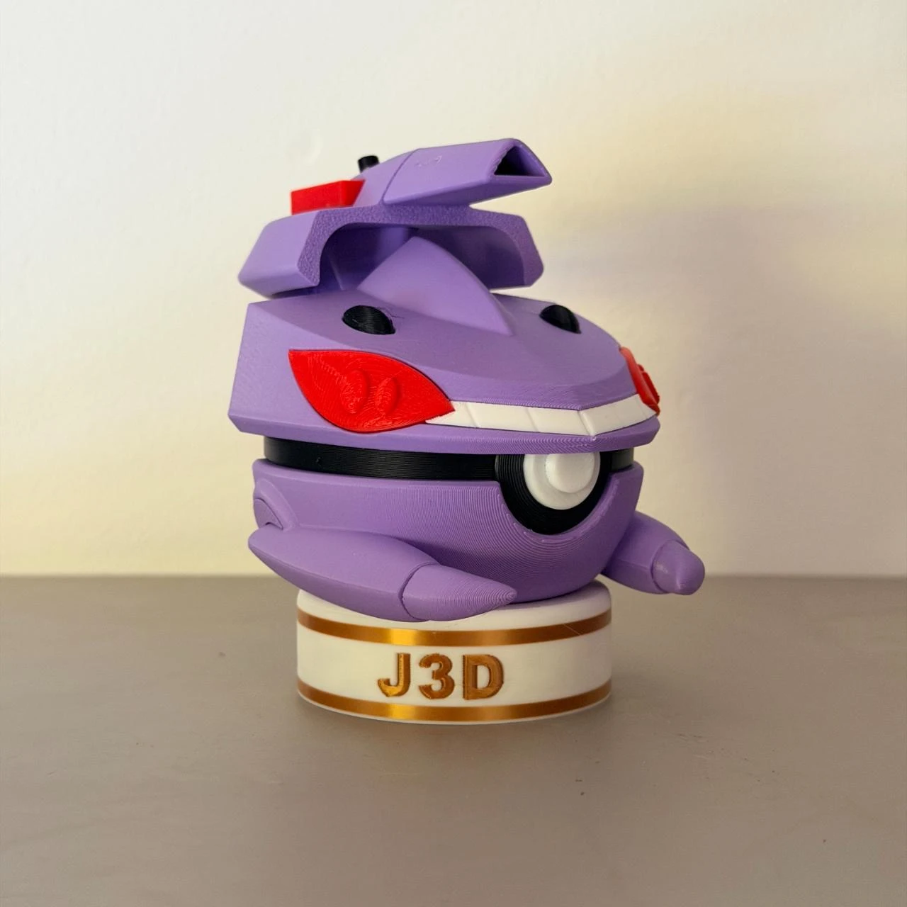Pokeball Pokemon Genesect